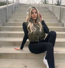 On the go Wearing my new cropped vest • @prettylittlething #ad