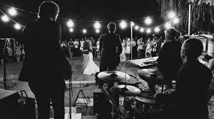 We did not find results for: Grupos De Versiones En Las Bodas De Esta Temporada Blog De Bodas De Una Boda Original