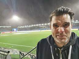 Some norwegian swag dude that beats you up for your monthly card. Slaskens Liveblogg Godset Mot Valerenga Dagsavisen