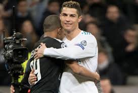 Kylian mbappe adalah bintang masa depan sepakbola, mbappe lahir di prancis, mbappe sejak a conduta de cristiano ronaldo sempre foi inspiração para kylian mbappé, que busca seguir os. Cristiano Ronaldo Speaks On Kylian Mbappe S Future In Football