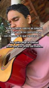 Y ese miedo idiota de verte viejo y sin pareja @ricardoarjona  #sindañosaterceros #tarde ❤️‍🔥