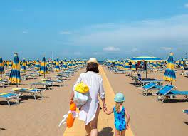 Eventi, informazioni, notizie su 27 comuni della provincia di rimini. The Best Travel Guide To Rimini Updated 2021 Arrivalguides Com