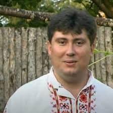 Although the size of both armies is disputed, the Ottoman numbers were  significantly very smaller. According to contemporary sources, the Ottomans  were no more than 800 men. However, some historians have also