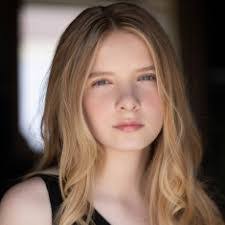 Rose Foss's Instagram, Twitter & Facebook