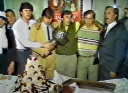 Zagreb je danas završio u narančastom, taman kad su se turisti vratili. Video Na Danasnji Dan Prije 75 Godina Osnovan Je Nk Dinamo Turbulentna Povijest Prkos Inat I Izrazen Nacionalni Identitet Net Hr