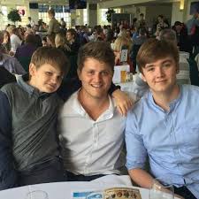 Richard James Hobday (@rjhobday)