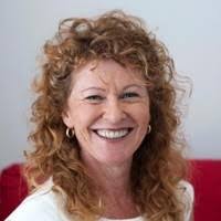 9 "Jennifer Hopper" profiles