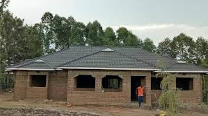 The roof dates from the 1930's and has accumulated moss, dirt. Hip Roof Different Hip Roof Designs Details With Pictures