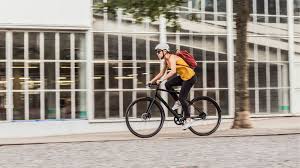 She uses her knowledge in the online business world to deliver the best answers to your questio. Lifestyle Modelle