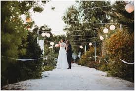 I use an artistic approach, a variety of photographic techniques and a fully professional. Golden Hour Wedding Photography Marianne Buki
