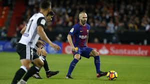 Travel between valence and barcelona from $84 (€84) with omio's flight partners vueling! Fc Barcelona On Twitter 72 Second Change For Barca Denis Suarez Andres Iniesta Fcblive Valenciabarca Https T Co 7flldce9oi