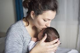 Coliques Du Bebe Allaite Quel Lien Avec Mon Alimentation Lansinoh