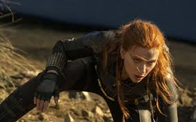Black widow donnera le coup d'envoi de la phase 4 de marvel, très attendue par les spectateurs. Black Widow Est Toujours Prevu Pour Une Sortie Cinema Et Veut Eviter Disney