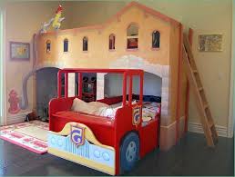 Bett kinderbett für jungs jungen auto car araba. 27 Marchenhafte Kinderbetten Archzine Net