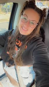 Introduction and shared photo with hypothyroidism experience