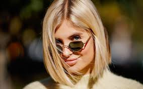 Feb 21, 2020 · scopri le tendenze acconciature capelli 2020 guardando questa gallery degli hairlook più belli avvistati alle sfilate autunno inverno 2020 2021. Tendenze Capelli Autunno Inverno 2020 Parola D Ordine Originalita E Personalizzazione Lucrezia E Nadia