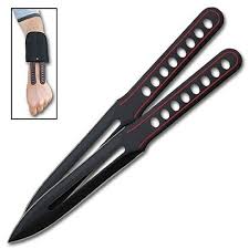 Para un lanzador de cuchillos dedicado, tener cuchillos dedicados es un requisito. Http Www Trueswords Com Images Prod C Redline Throwing Knives 540 Jpg Lanzar Cuchillos Cuchillos Y Espadas Cuchillos Tacticos