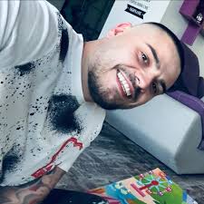 Why does my PC lag while using Photoshop and YouTube