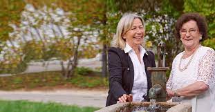 Immer mehr pflegebedürftige und deren angehörige entscheiden sich statt des pflegeheims für eine pflege zu hause. 24 Stunden Pflege Zu Fairen Kosten Primecare