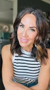 Leslie Cheatham's Instagram, Twitter & Facebook