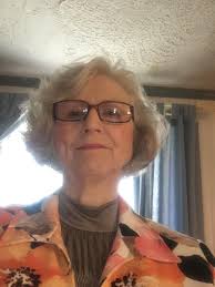 The ideal workplace has been found . . . . . #jenniferlopez  #alexandradaddario #AngelinaJolie #MeganFox #margotrobbie #chrisevans  #ChristianBale #AnneHathway #BrieLarson #ScarlettJohansson #elizabetholsen  #JenniferLopez #JenniferAniston ...