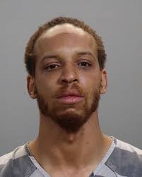 KPD Officers Intervene in Robbery, Arrest 30-Year-Old Odell Parker  --------- At around 9:09 p.m.