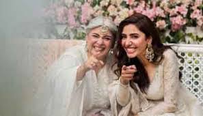 Shilpa shetty's husband raj kundra has opened up about his marriage and subsequent separation from his first wife kavita, 15 years after their divorce. Mahira Khan All Praises For Marina Khan In Latest Instagram Post