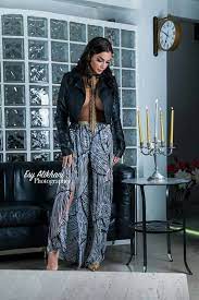 Elettra lamborghini sabes que lo tuyo, papi, no es normal desde esa noche yo no te. Pin On Elettra Lamborghini