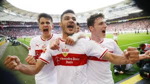 Yaşı, boyu, kilosu ve merak edilen bir çok sorunun cevabı. Ozan Kabak Bundesliga Da Yilin Caylagi Secildi Ozan Kabak Kimdir Spor Haberleri