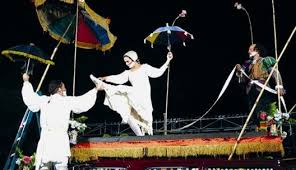 Arquitextos 124 04 Espacio Y Juego En Romeu E Julieta Del Brasileno Grupo Galpao Vitruvius