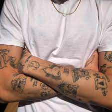 4 839 Likes 3 Comments Criminal Gang Tattoo Criminalgangtattoo On Instagram Source Noliklechevalier Tattoos Guys With Tattoos Aesthetic Hand Tattoos