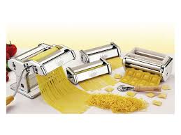 The culture of healthy eating is the first step toward wellness: Atlas 150 Pasta Machine Set With 3 Attachments Marcato Meilleur Du Chef