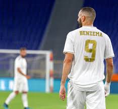 Mit einer größe von 105 x 68 metern ist es z.zt. Spanien Real Madrid Verliert Unerwartet Bei Real Betis