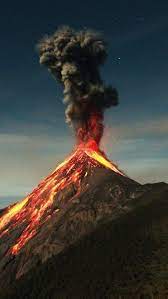 Iphone Wallpaper Travel Hintergrundbildiphone Tapete Guatemala Volcano Eruption Iphone Wallpaper Iphone Wallpa Volcano Wallpaper Volcano Nature Photography