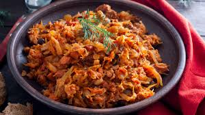 Varza calita este o mancare de iarna, o mancare pentru vremea rece. Varza Calita Cu Usturoi Reteta De Mancare De Varza Calita Wowbiz