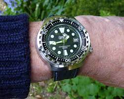 We dived high and low to bring you the best dive watches of 2021. Divex Watches Shop Clothing Shoes Online