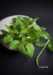 The herb has small leaves, purple stems and a subtle licorice or mint flavor. Thai Holy Basil Tulsi