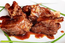 O friptura frageda, gustoasa si bine condimentata e piesa de rezistenta pe orice masa festiva sau pentru o duminica in familie. IÈ›i Spunem Care Sunt Cele Mai Bune Sosuri Pentru Carne Ca SÄƒ Ai Pe MasÄƒ O FripturÄƒ DelicioasÄƒ Foodstory Stirileprotv Ro