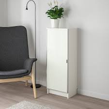 Billy Morliden مكتبة مع باب زجاجي أبيض زجاج Ikea