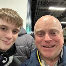 Where are people getting their Indian takeaways from now we have no  cinnamons 🥺