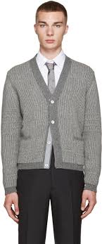 Le site pourrait être amélioré afin de visualiser ou préciser ces différences. Comment Choisir Un Pull Ou Cardigan De Qualite Bonnegueule