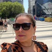 30+ perfiles de «Claudia Nova»