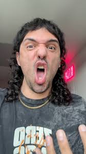 Try this quick false cord scream activation exercise! 🤔 Want to go more  in-depth with your vocal journey? Want to scream like your favorite  artists? Our 𝗦𝗖𝗥𝗘𝗔𝗠𝗜𝗡𝗚 𝗮𝗻𝗱 𝗦𝗜𝗡𝗚𝗜𝗡𝗚 courses are currently  ...