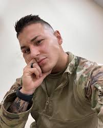 Honoring those who have served and sacrificed. ⁣ ⁣ ⁣ ⁣ ⁣ ⁣ ⁣ Spent 7.5  years in the Air Force and still can't fold a fitted sheet. But extremely  grateful for