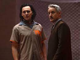 The official tom hiddleston facebook fanpage. Loki Director Kate Herron Talks Tom Hiddleston S Loki Lectures