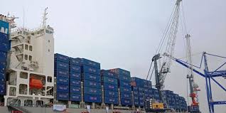 Sedang membutuhkan beberapa karyawan untuk 3. Perdana Pelabuhan Kuala Tanjung Layani Pelayaran Peti Kemas Internasional Halaman All Kompas Com