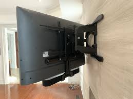 Get the best audio experience by mounting your soundbar to your tv. Sonos Beam Mounted With Sanus Soundbar Mount For Sonos Beam Sound Bar Mount Sonos Sound Bar Beams Living Room