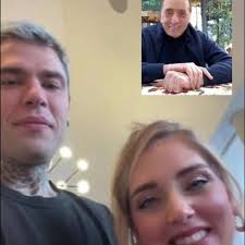 Documentario di mark franchetti su silvio berlusconi andato in onda sulla bbc 2 il 17 marzo 2010. Chiara Ferragni E Fedez Videochiamati Da Berlusconi Critiche Dal Web Non E Una Dottoressa Radio Zeta