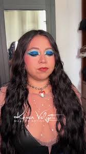 Maquillaje de Quinceañera con Delineado Azul