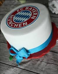 Ich habe ein möhrenkuchenrezept aus dem internet genommen und hat alles super geklappt. 50 Ideen Wie Eine Fondant Torte Aussehen Konnte Fondant Torten Bayern Torte Torte Mit Fondant Rezept
